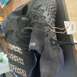 Adidas Predator Freak Soccer Cleats